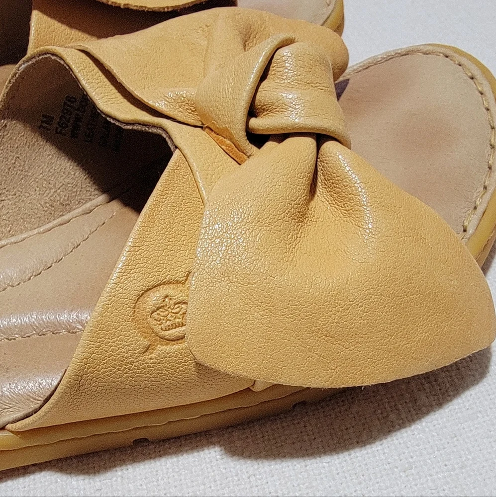 Born Leather Bow Knot Top Slides Sandals